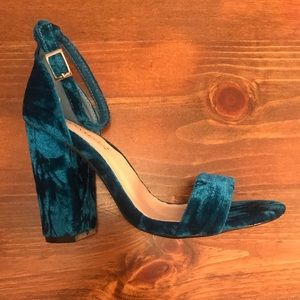 Teal heels